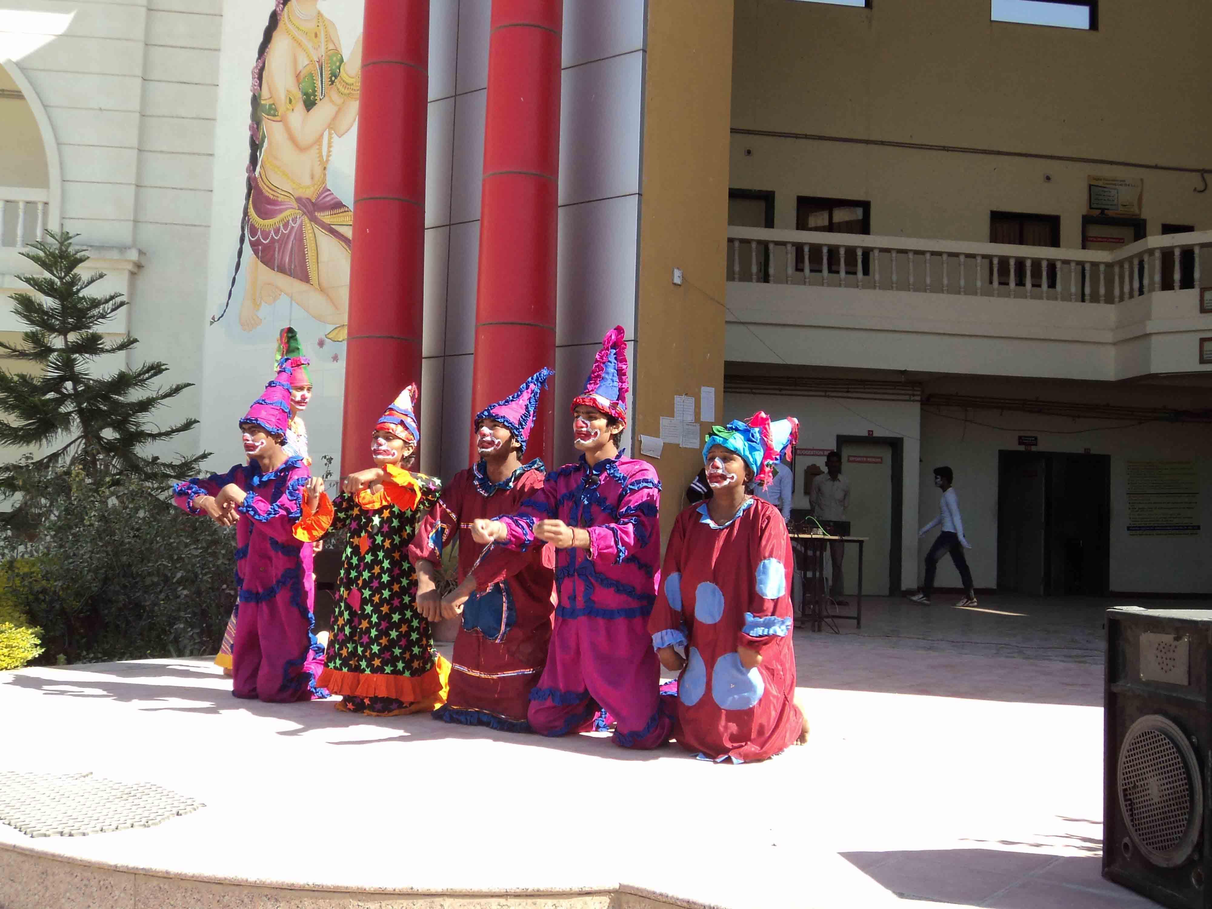 Smt RM Prajapati Arts College Mehsana Infrastructure photo 1